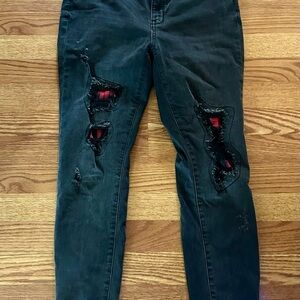 Black Distressed Women's Jeans